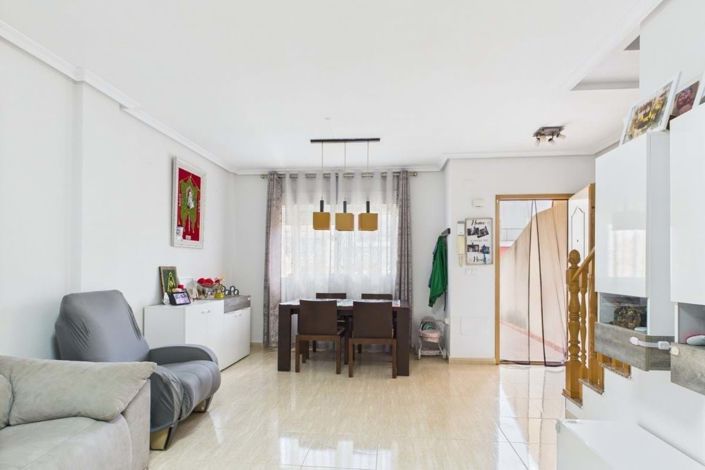 Image No.6-4 Bed Townhouse for sale