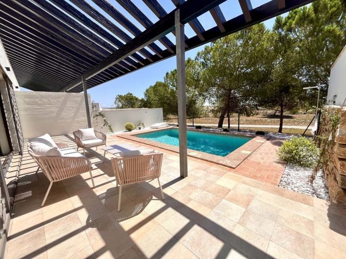 Image No.1-2 Bed Townhouse for sale