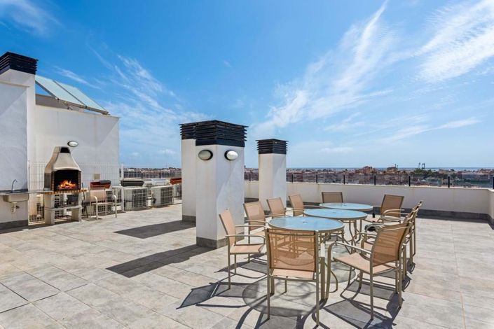 Image No.24-2 Bed Apartment for sale