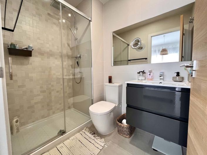 Image No.14-3 Bed Apartment for sale