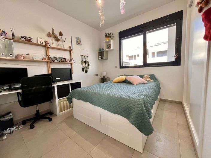 Image No.15-3 Bed Apartment for sale