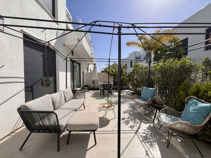 Image No.22-3 Bed Apartment for sale