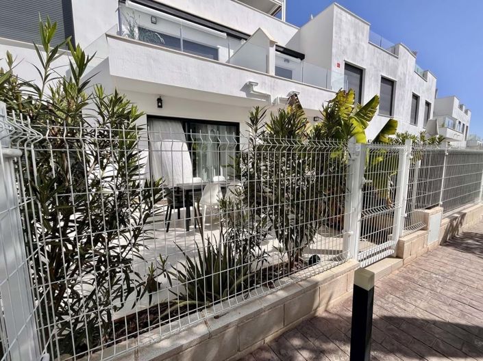 Image No.28-3 Bed Apartment for sale