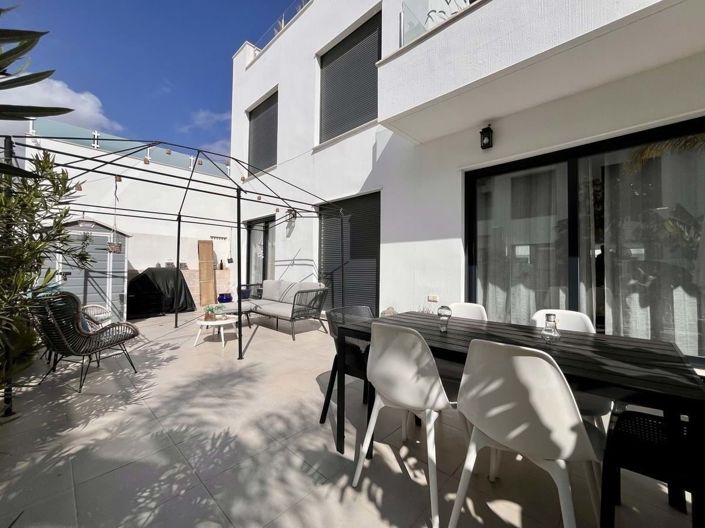 Image No.3-3 Bed Apartment for sale