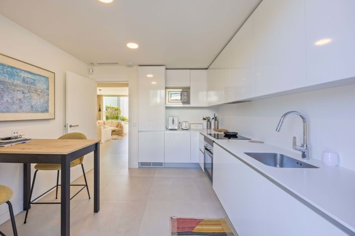 Image No.18-3 Bed Semi-Detached for sale