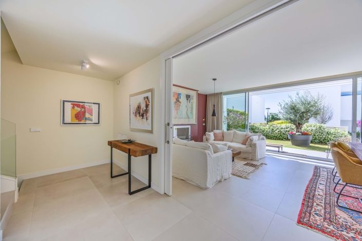 Image No.29-3 Bed Semi-Detached for sale