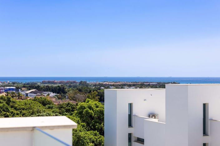 Image No.38-3 Bed Semi-Detached for sale