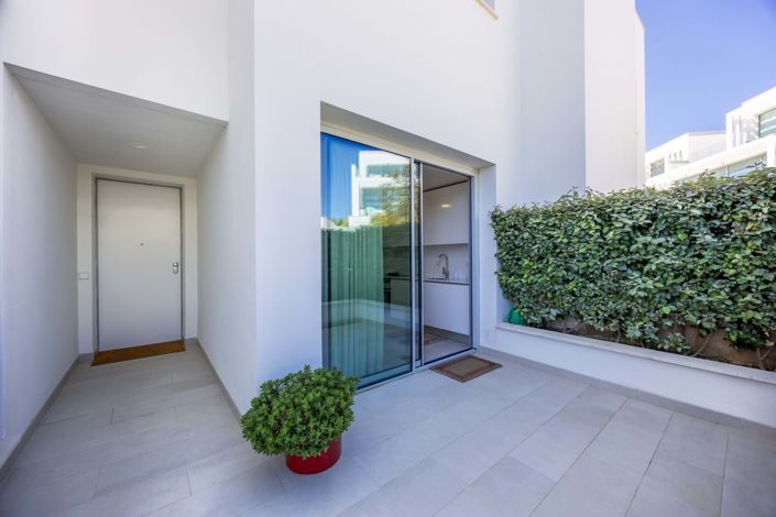 Image No.41-3 Bed Semi-Detached for sale