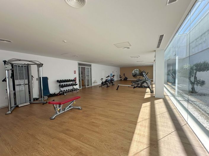 Image No.48-3 Bed Semi-Detached for sale