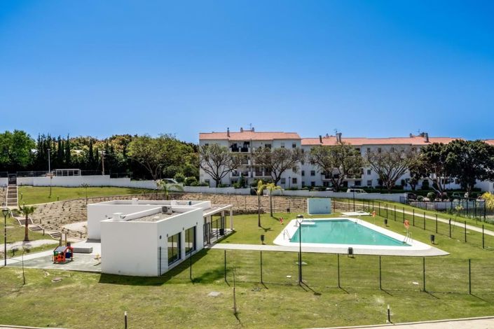 Image No.26-2 Bed Apartment for sale