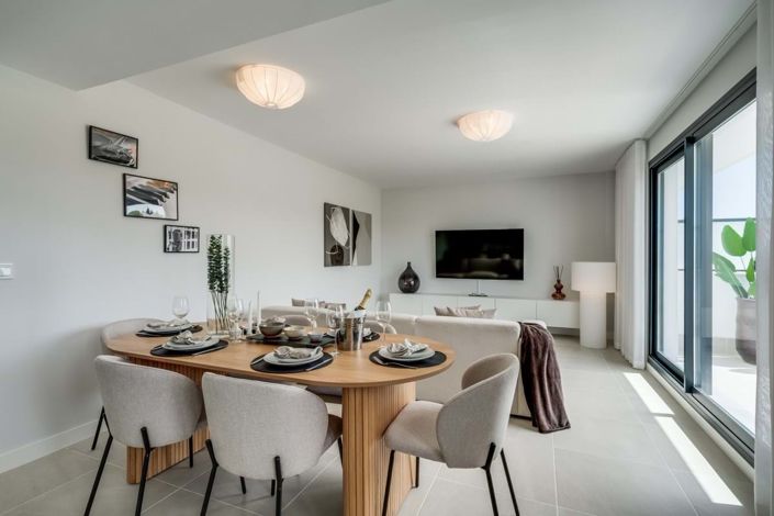 Image No.3-2 Bed Apartment for sale