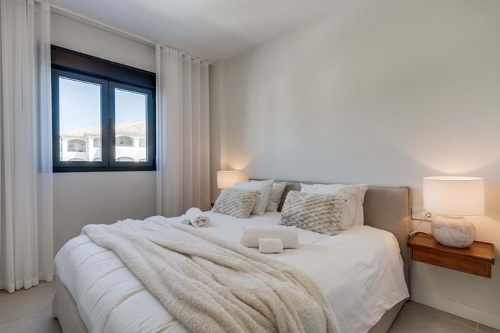 Image No.5-2 Bed Apartment for sale