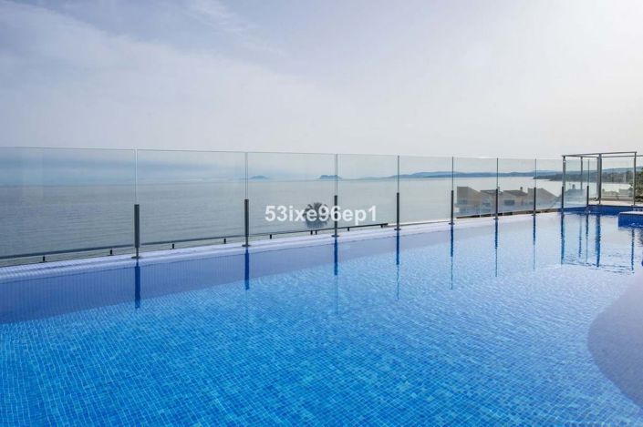 Image No.1-Appartement de 2 chambres à vendre à Estepona