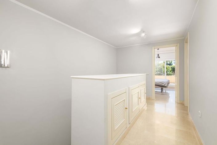 Image No.10-3 Bed Semi-Detached for sale