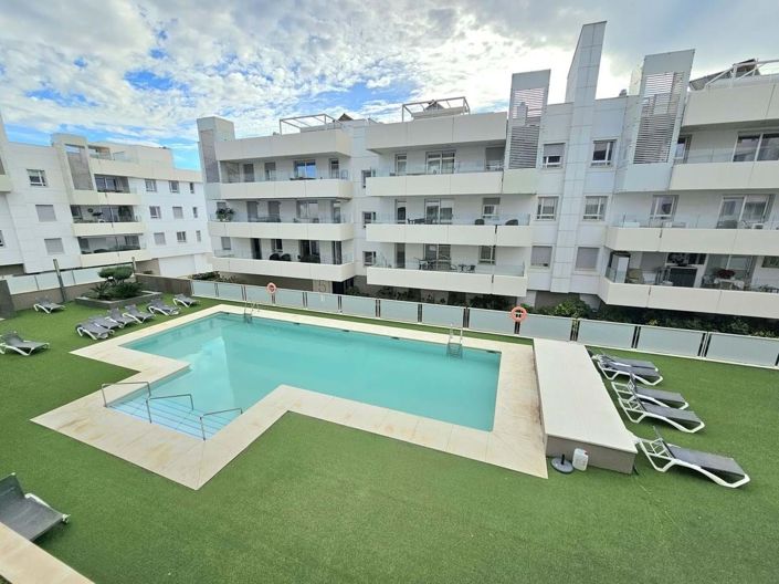Image No.1-3 Bed Apartment for sale