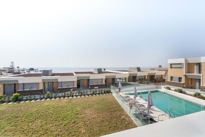 Image No.1-3 Bed Townhouse for sale