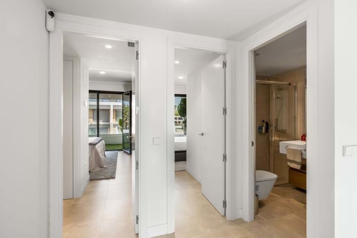 Image No.12-3 Bed Townhouse for sale