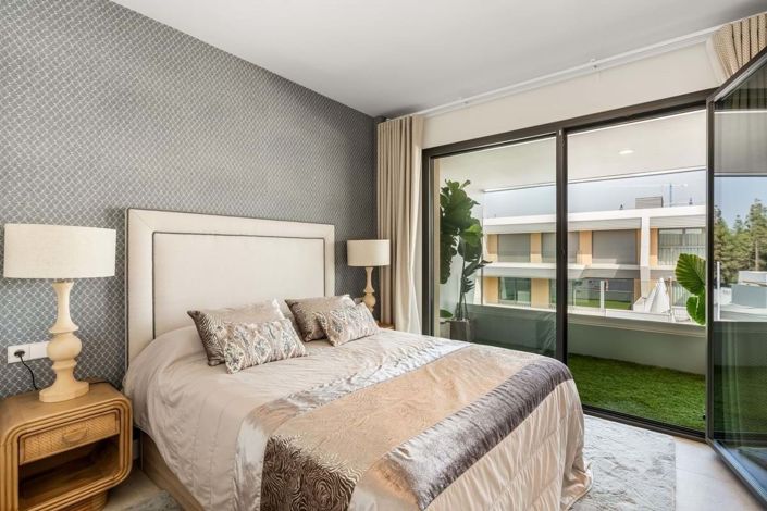 Image No.13-3 Bed Townhouse for sale