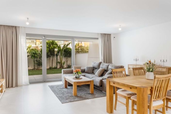 Image No.3-3 Bed Townhouse for sale