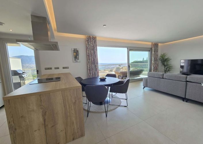 Image No.21-3 Bed Apartment for sale