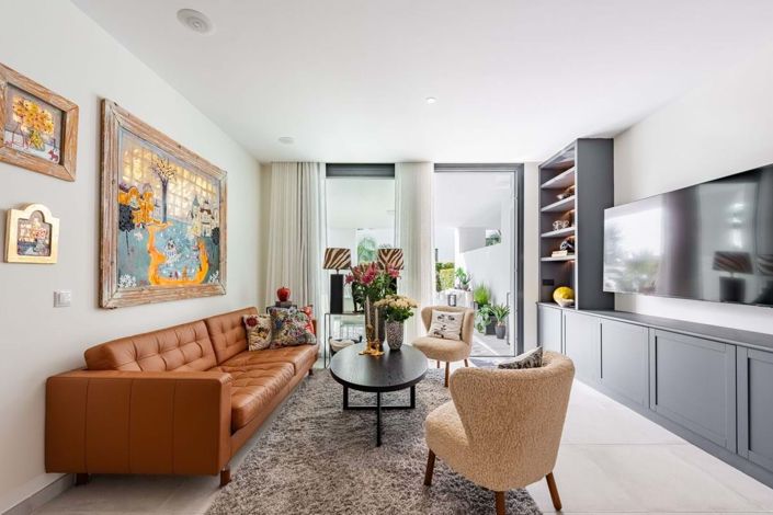 Image No.10-2 Bed Apartment for sale