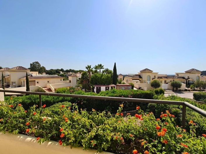 Image No.29-3 Bed Apartment for sale