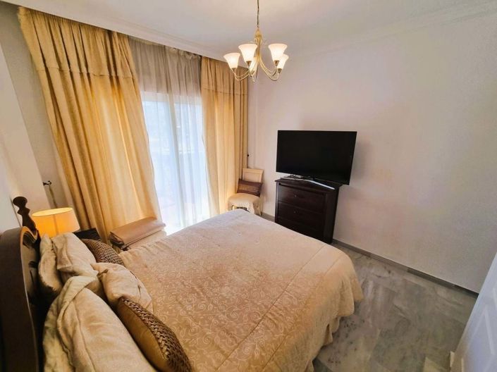 Image No.10-2 Bed Apartment for sale