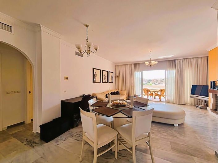 Image No.7-2 Bed Apartment for sale