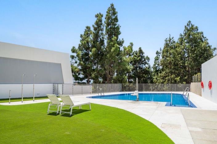 Image No.1-3 Bed Townhouse for sale