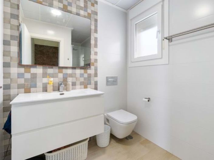 Image No.12-3 Bed Villa for sale