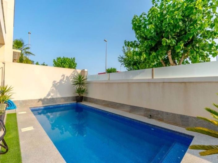 Image No.27-3 Bed Villa for sale