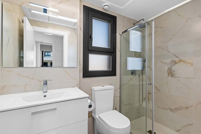 Image No.20-2 Bed Apartment for sale