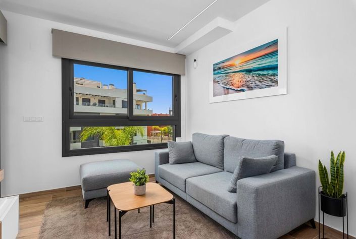 Image No.7-2 Bed Apartment for sale