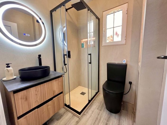 Image No.14-3 Bed Townhouse for sale