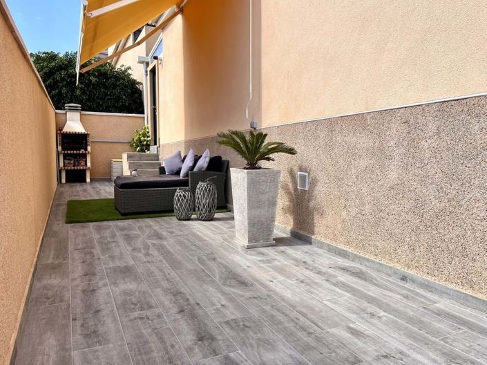 Image No.26-3 Bed Townhouse for sale