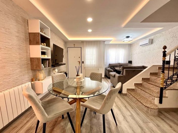 Image No.5-3 Bed Townhouse for sale