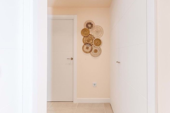 Image No.17-2 Bed Apartment for sale