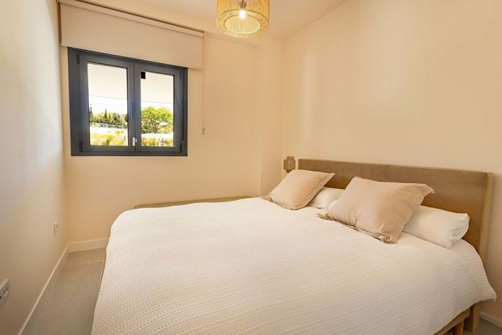 Image No.20-2 Bed Apartment for sale