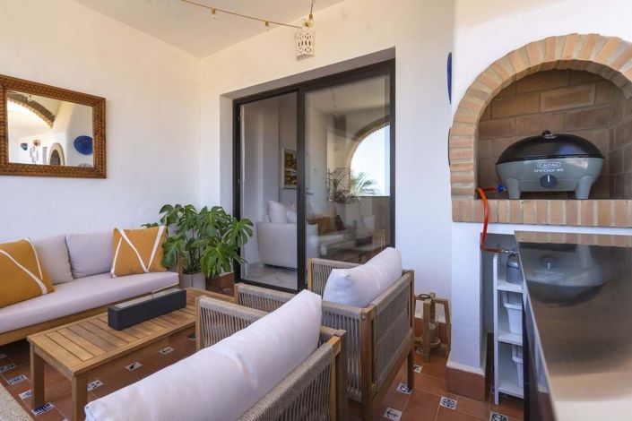 Image No.28-2 Bed Apartment for sale