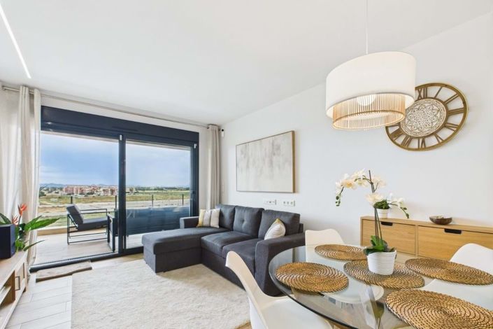 Image No.15-2 Bed Apartment for sale