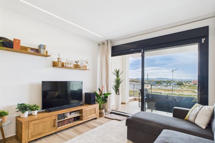 Image No.18-2 Bed Apartment for sale