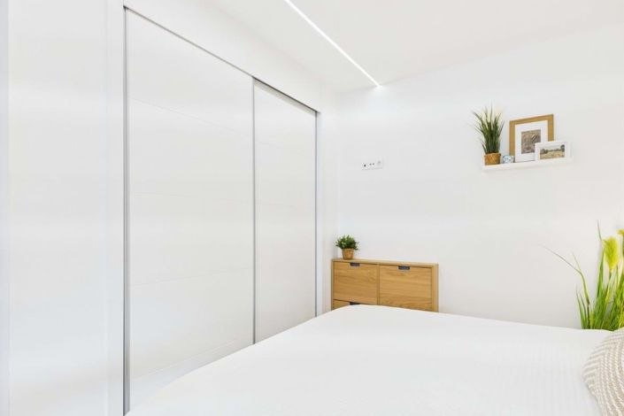 Image No.37-2 Bed Apartment for sale