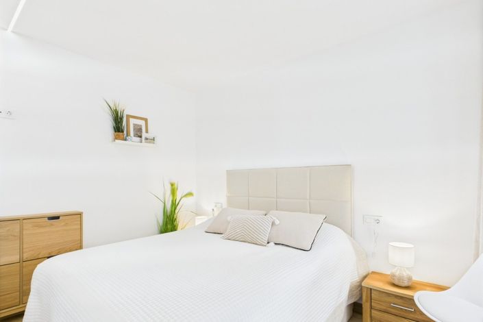 Image No.38-2 Bed Apartment for sale