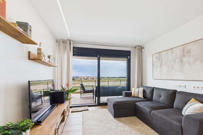 Image No.8-2 Bed Apartment for sale