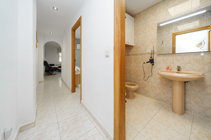 Image No.14-3 Bed Apartment for sale