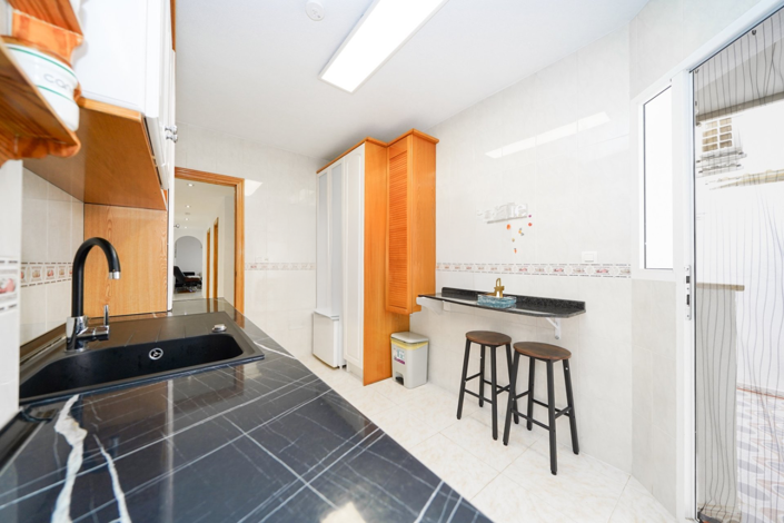 Image No.6-3 Bed Apartment for sale