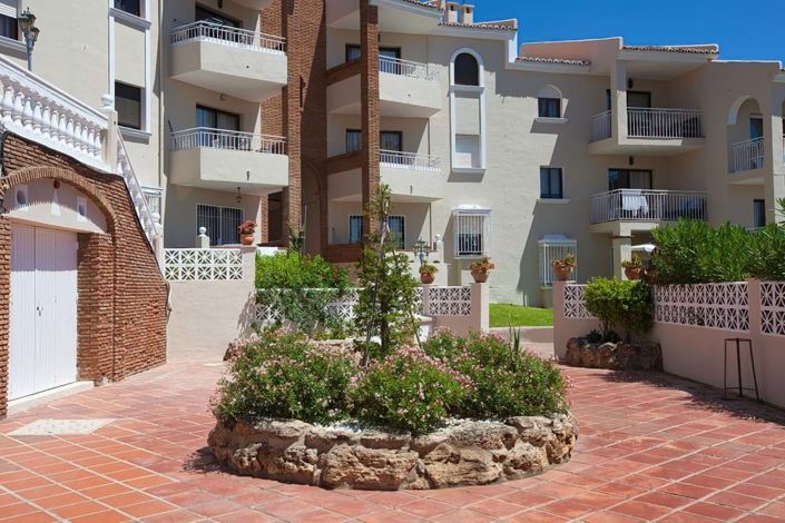 Image No.32-2 Bed Apartment for sale