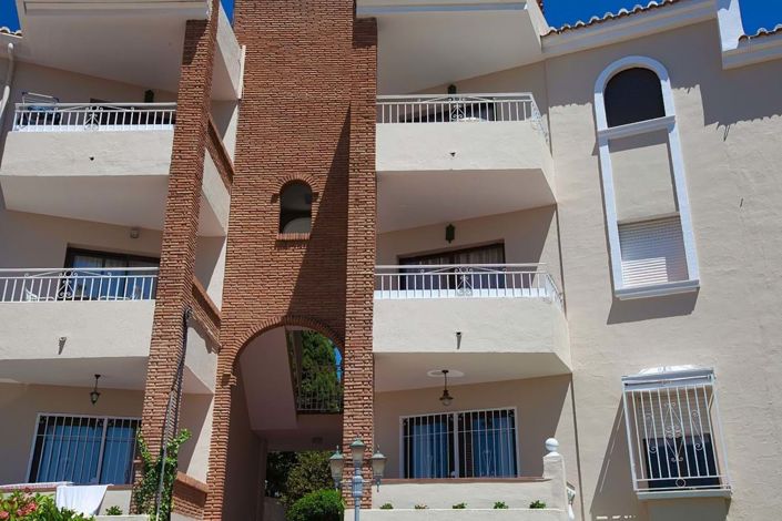 Image No.33-2 Bed Apartment for sale