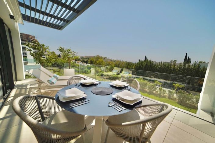 Image No.1-2 Bed Apartment for sale
