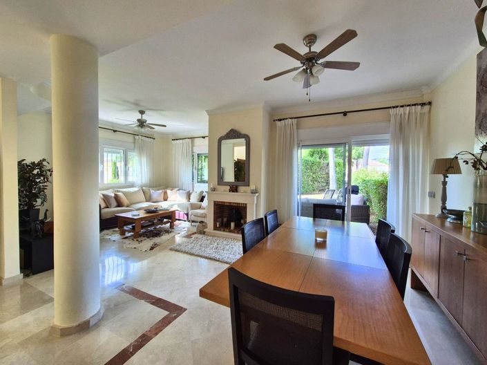 Image No.4-3 Bed Townhouse for sale